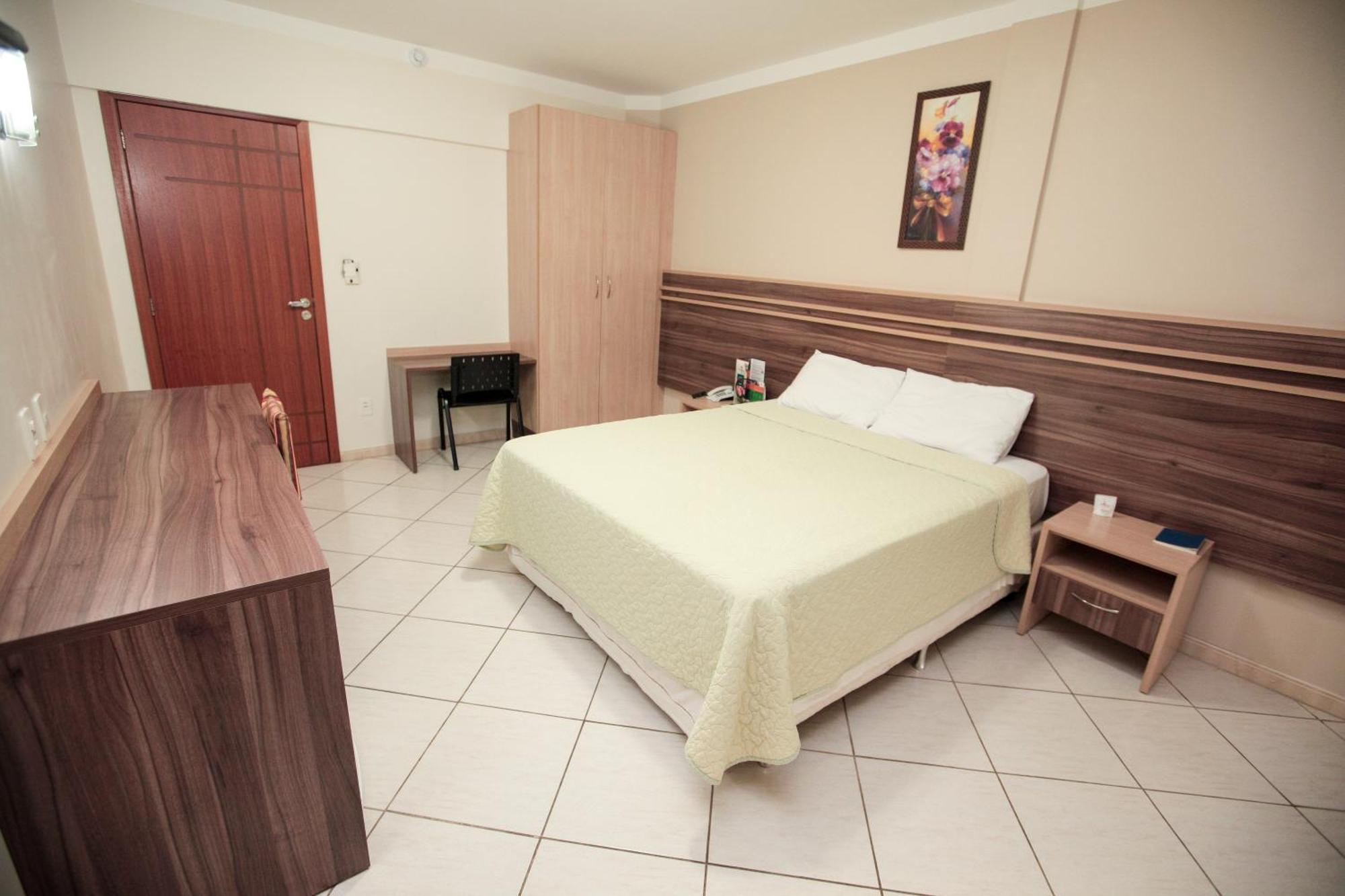 Hotel Dom Baroni Guarapuava Værelse billede